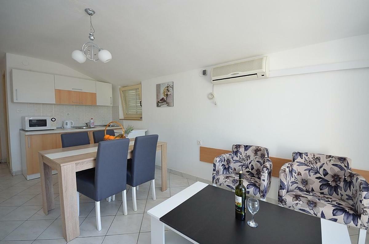 Apartmani Ana Трибунь Екстер'єр фото